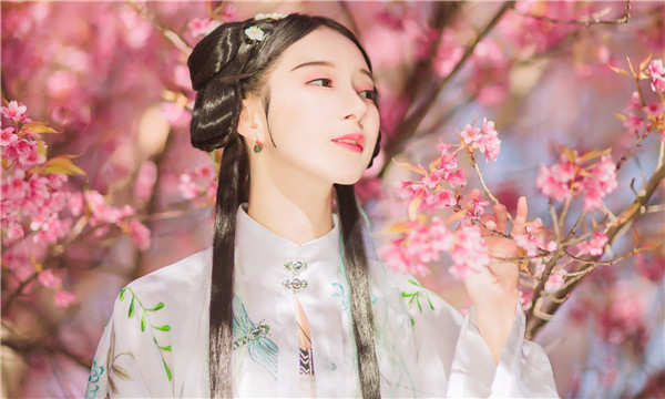十月田镇供卵试管婴儿：助您实现家庭梦想的科学方案